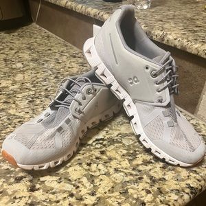 On Cloud tennis shoes